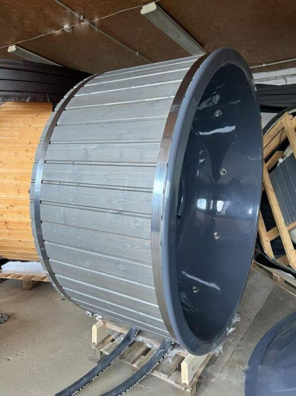 WhatsApp Image 2025-12-20 at 14.59.14 (1) Jacuzzi