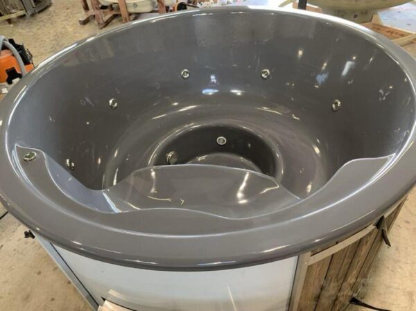 WhatsApp Image 2025-12-20 at 14.59.18 Jacuzzi