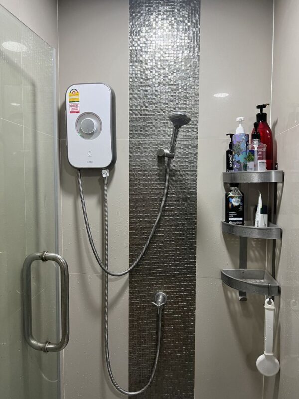 WhatsApp Image 2025-12-20 at 17.22.08 (1) chauffe-eau de douche